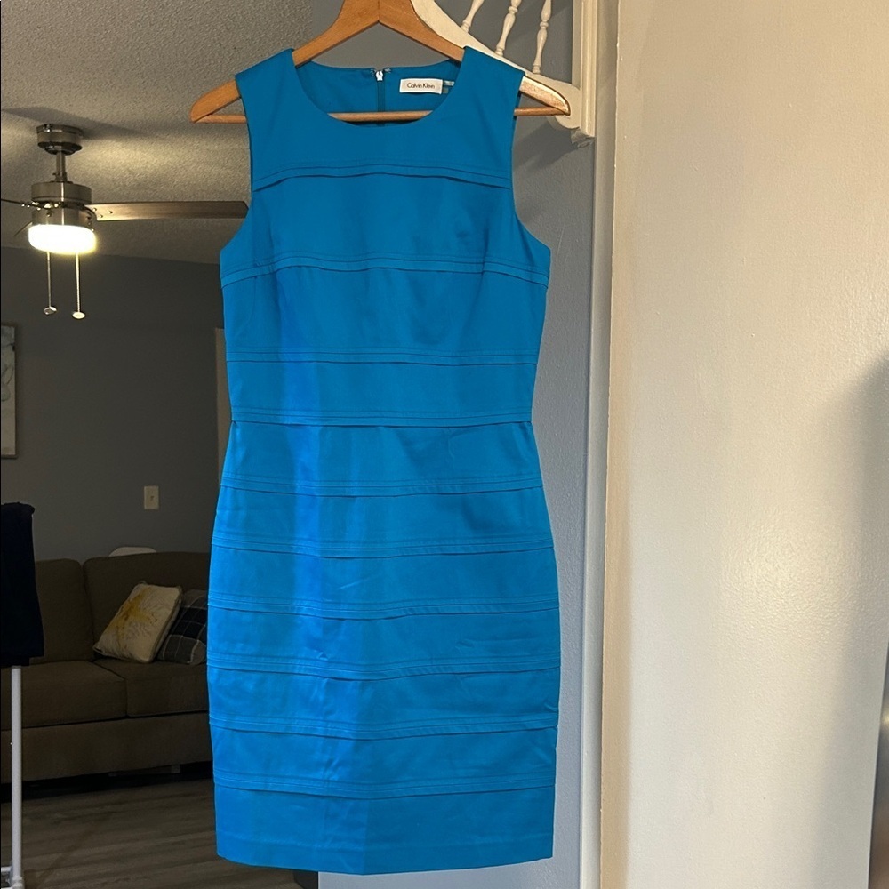Calvin Klein Sleeveless Midi Sheath Dress in Bright Blue Size 6
